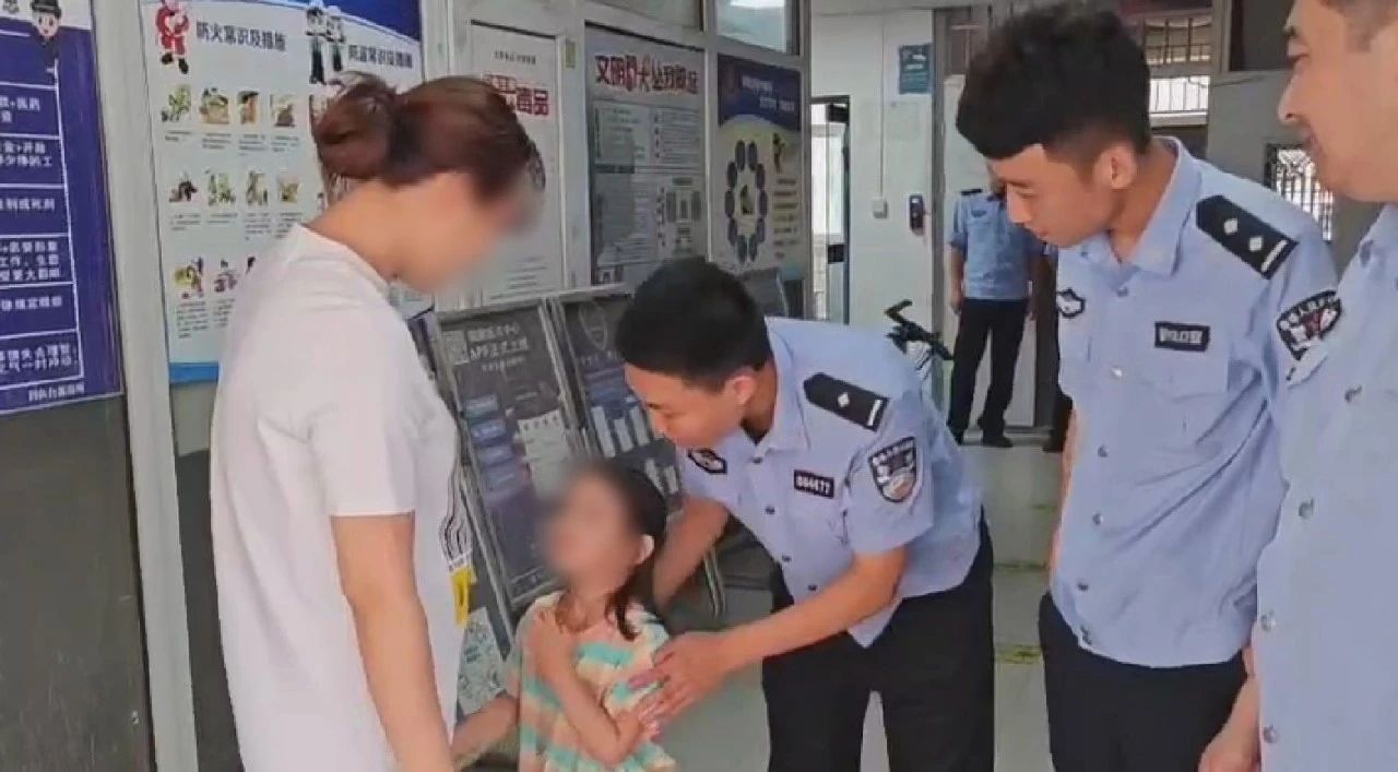 路北警事｜爱心接力警民助“萌娃”回家_doc_1722852686487_2