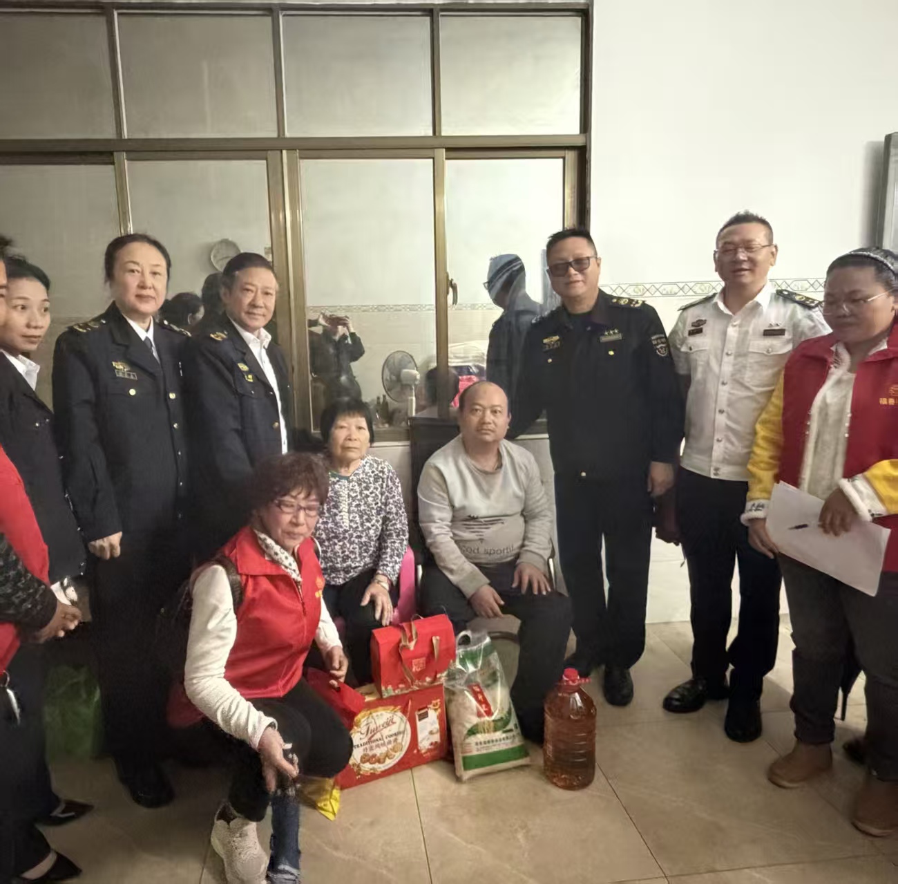 c12da4ecd3e45b84641042a80c76648f.jpg c12da4ecd3e45b84641042a80c76648f.jpg